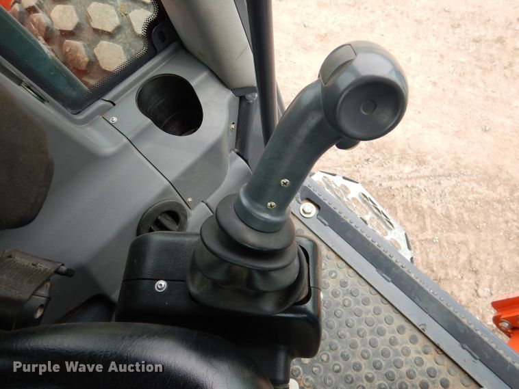 image for item DL8837 2016 Hamm H11I  single drum vibratory roller