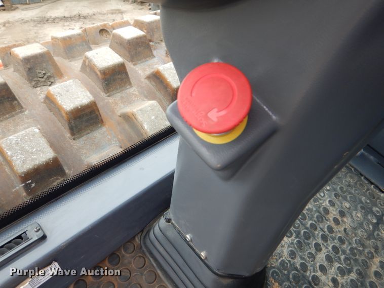 image for item DL8837 2016 Hamm H11I  single drum vibratory roller