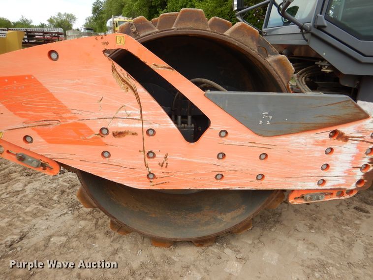 image for item DL8837 2016 Hamm H11I  single drum vibratory roller