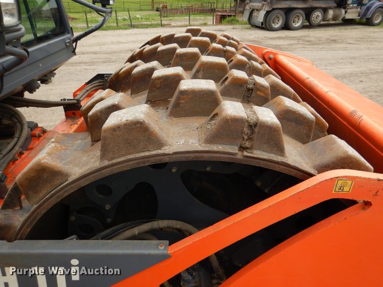 image for item DL8837 2016 Hamm H11I  single drum vibratory roller