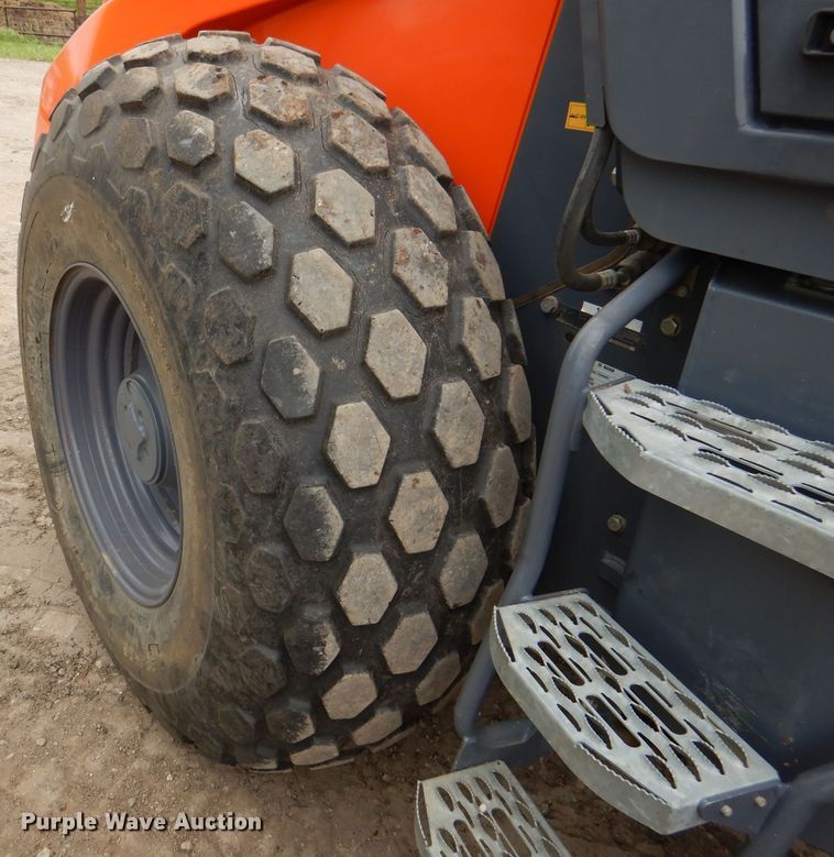 image for item DL8837 2016 Hamm H11I  single drum vibratory roller