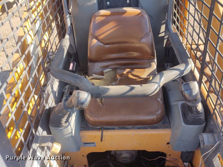 image for item DM0993 1999 Case 90XT  skid steer loader