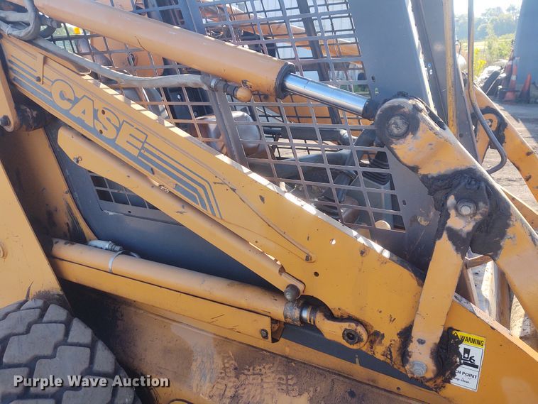 image for item DM0993 1999 Case 90XT  skid steer loader