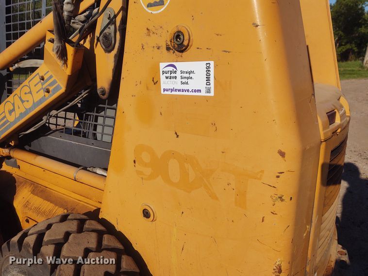 image for item DM0993 1999 Case 90XT  skid steer loader