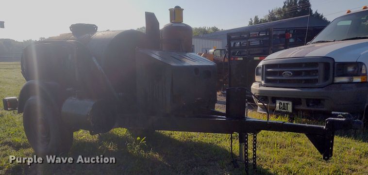 image for item DM0995 2008 Tack Wagon melter applicator