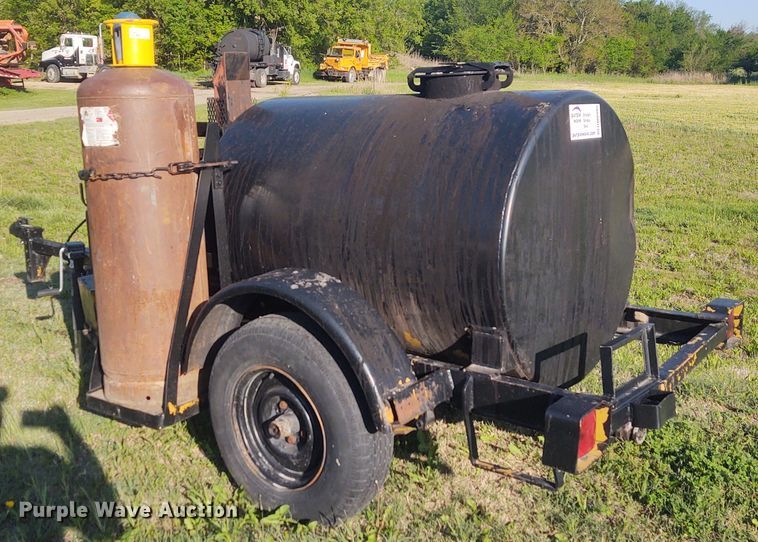 image for item DM0995 2008 Tack Wagon melter applicator