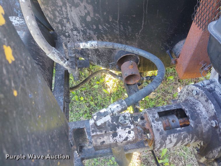 image for item DM0995 2008 Tack Wagon melter applicator