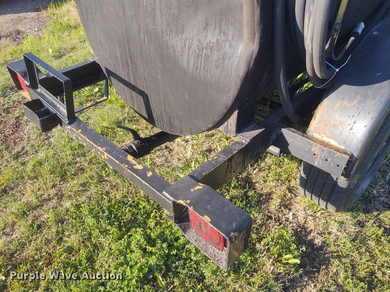 image for item DM0995 2008 Tack Wagon melter applicator