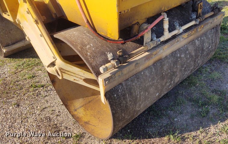 image for item DM0996 1990 Caterpillar CB224B  double drum roller