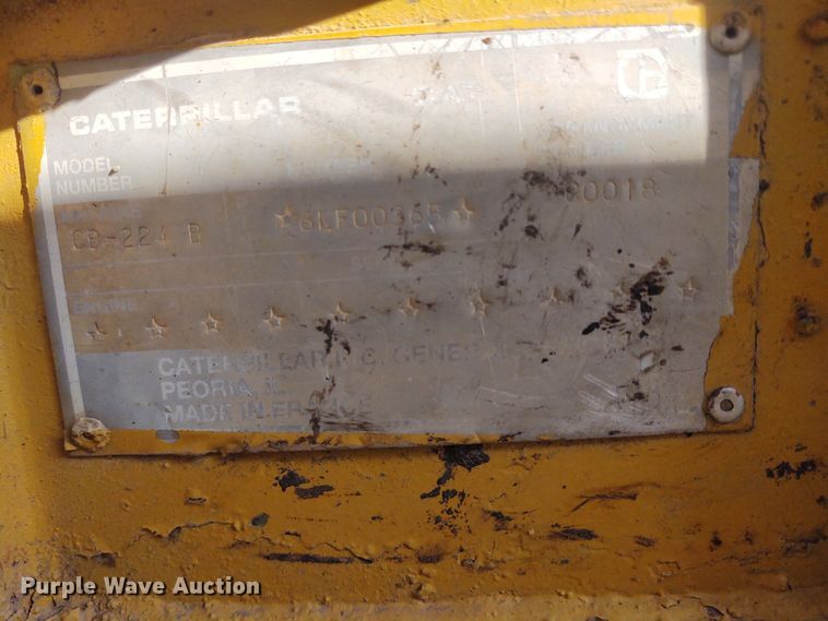 image for item DM0996 1990 Caterpillar CB224B  double drum roller