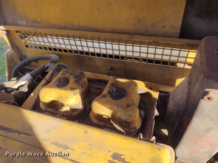 image for item DM0996 1990 Caterpillar CB224B  double drum roller