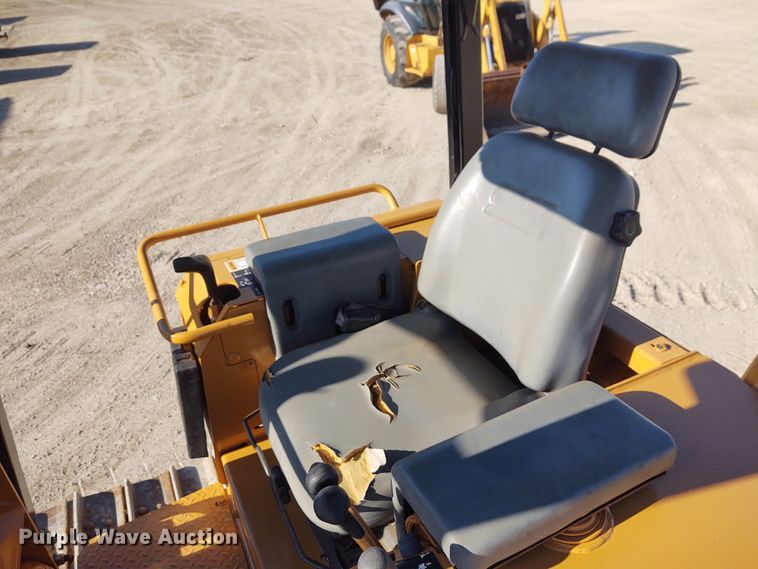 image for item DM0998 2006 Case 550H LT  dozer