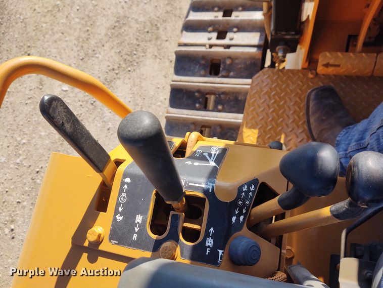 image for item DM0998 2006 Case 550H LT  dozer