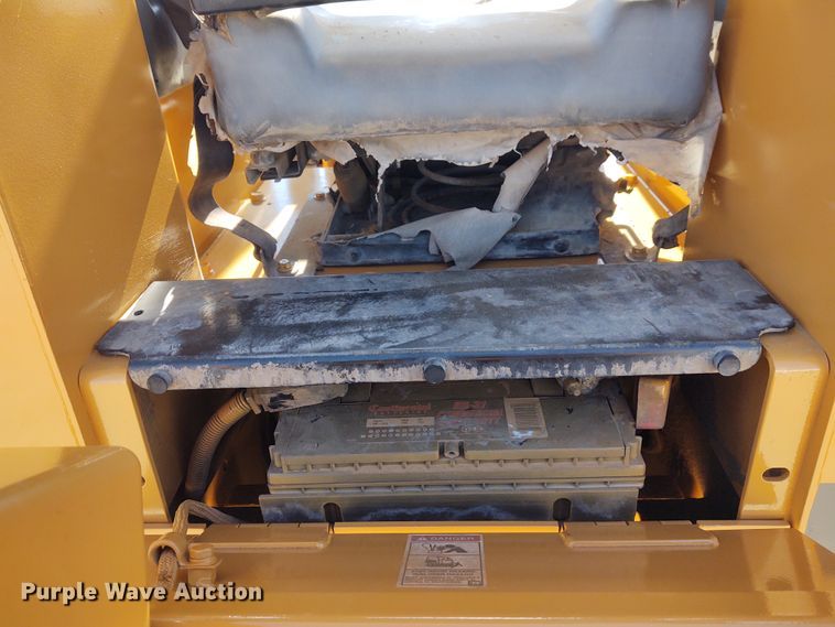 image for item DM0998 2006 Case 550H LT  dozer