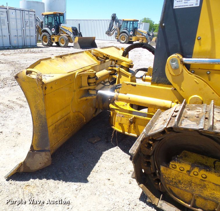 image for item DM3014 2015 John Deere 700J  dozer