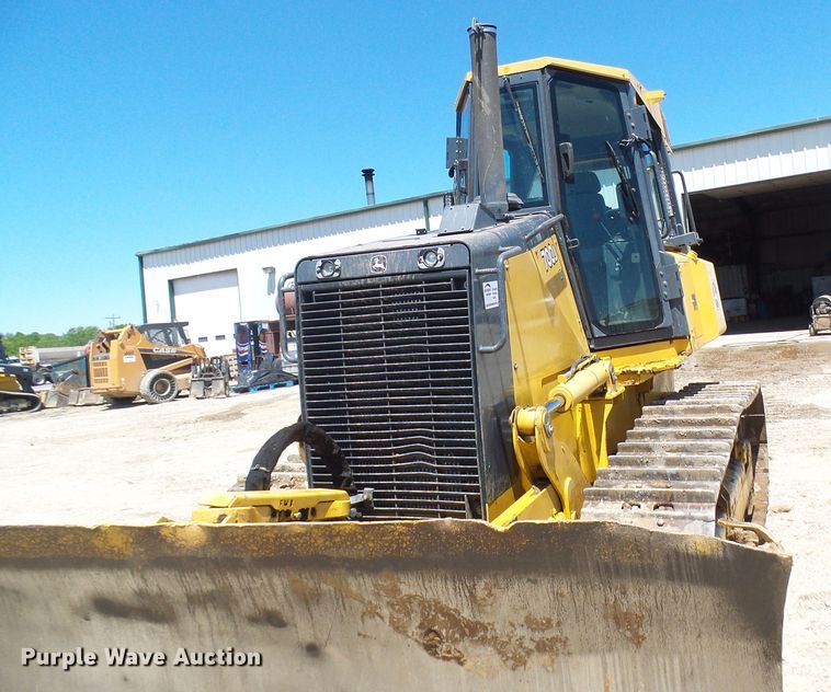 image for item DM3014 2015 John Deere 700J  dozer
