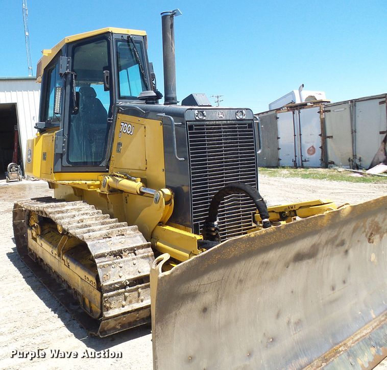 image for item DM3014 2015 John Deere 700J  dozer