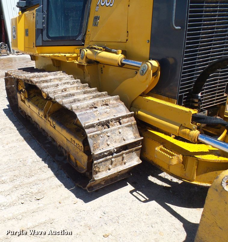 image for item DM3014 2015 John Deere 700J  dozer