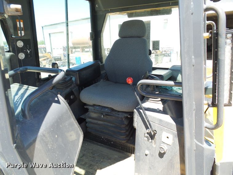 image for item DM3014 2015 John Deere 700J  dozer