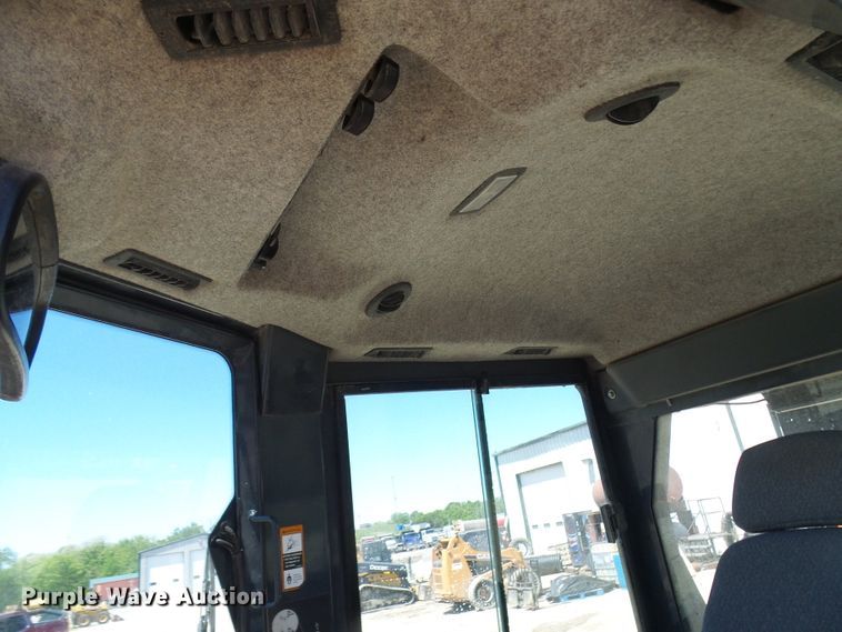 image for item DM3014 2015 John Deere 700J  dozer