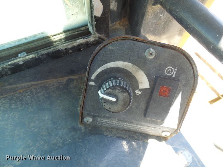 image for item DM3014 2015 John Deere 700J  dozer