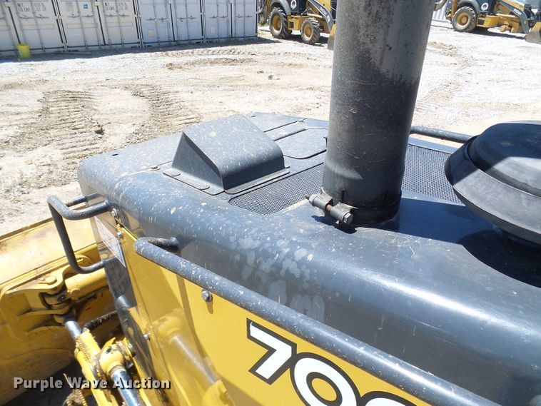 image for item DM3014 2015 John Deere 700J  dozer