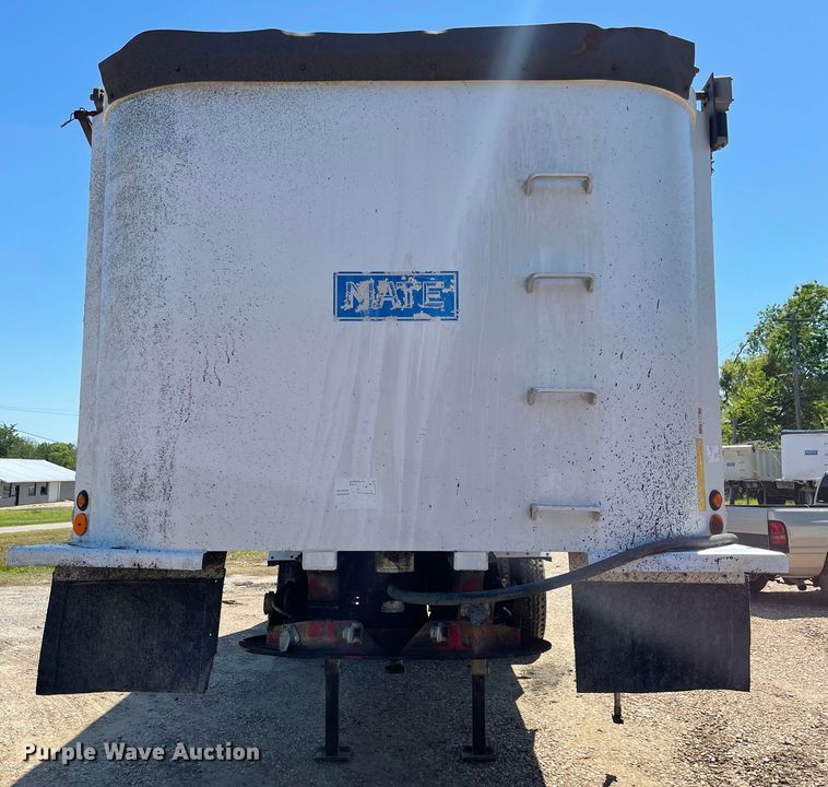 image for item DM3801 1996 Mate Inc.  end dump trailer