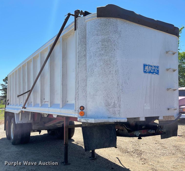 image for item DM3801 1996 Mate Inc.  end dump trailer