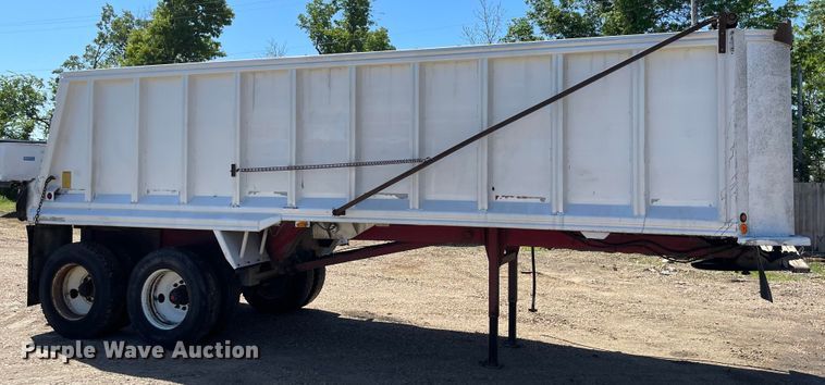 image for item DM3801 1996 Mate Inc.  end dump trailer