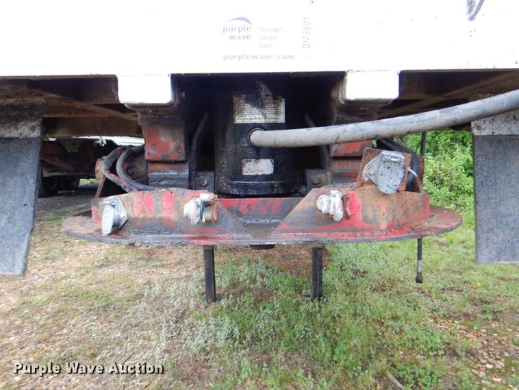 image for item DM3801 1996 Mate Inc.  end dump trailer