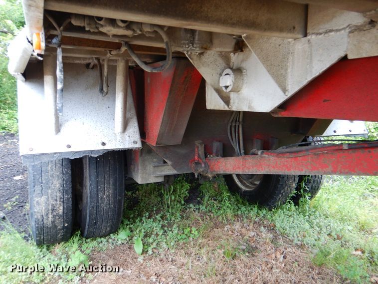 image for item DM3801 1996 Mate Inc.  end dump trailer