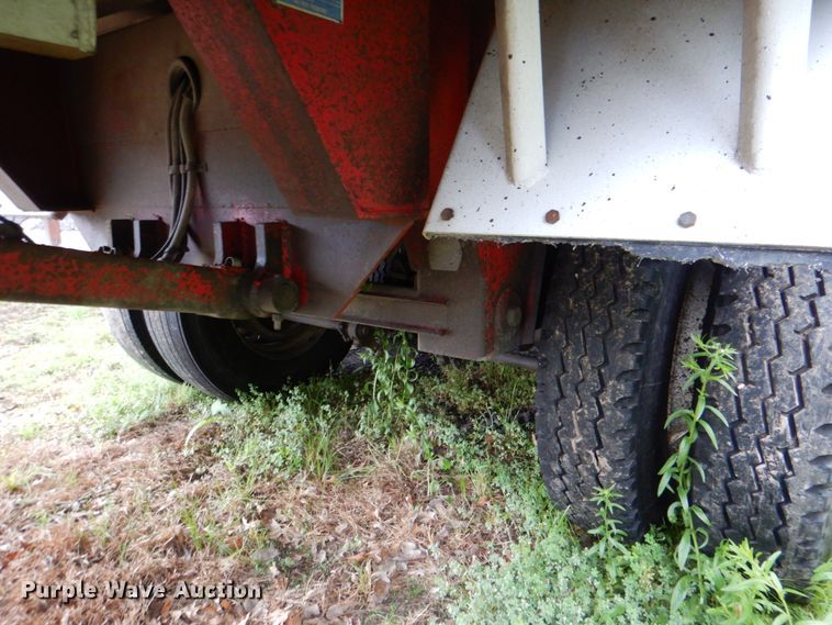 image for item DM3801 1996 Mate Inc.  end dump trailer