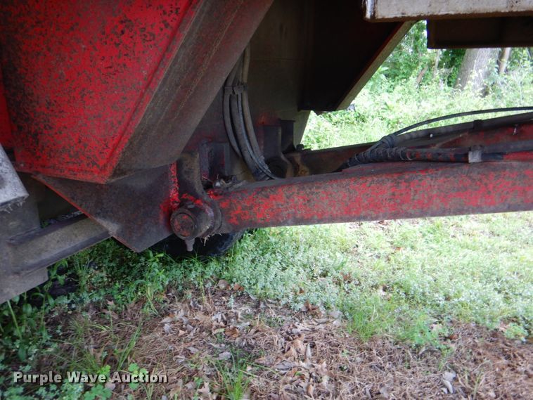 image for item DM3801 1996 Mate Inc.  end dump trailer