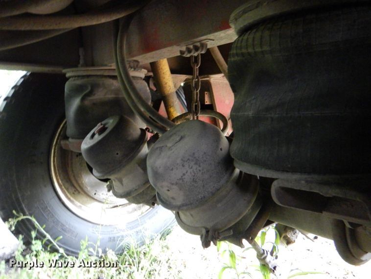 image for item DM3801 1996 Mate Inc.  end dump trailer