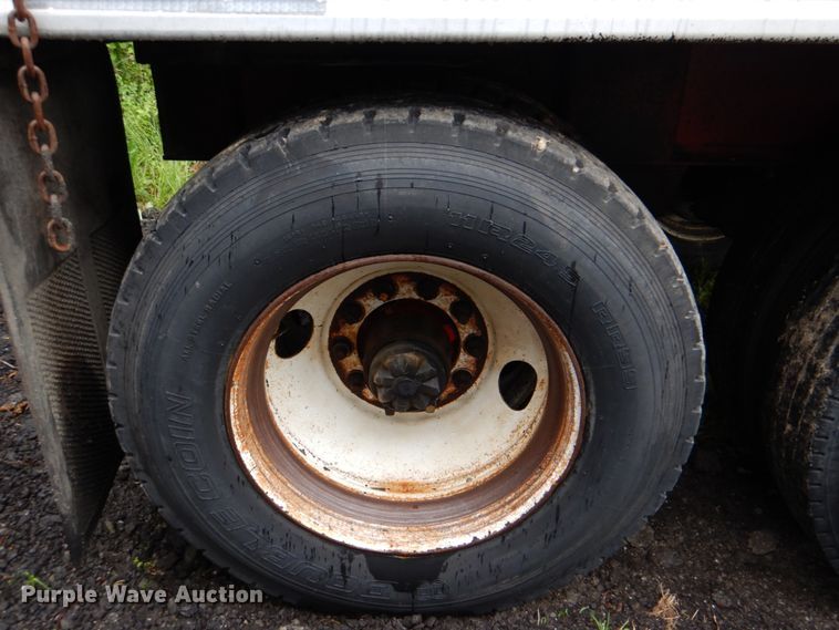 image for item DM3801 1996 Mate Inc.  end dump trailer