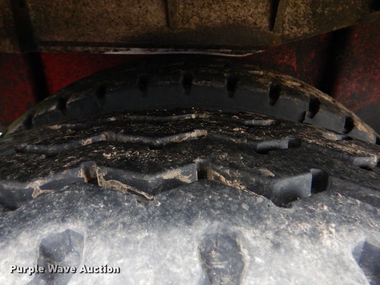 image for item DM3801 1996 Mate Inc.  end dump trailer