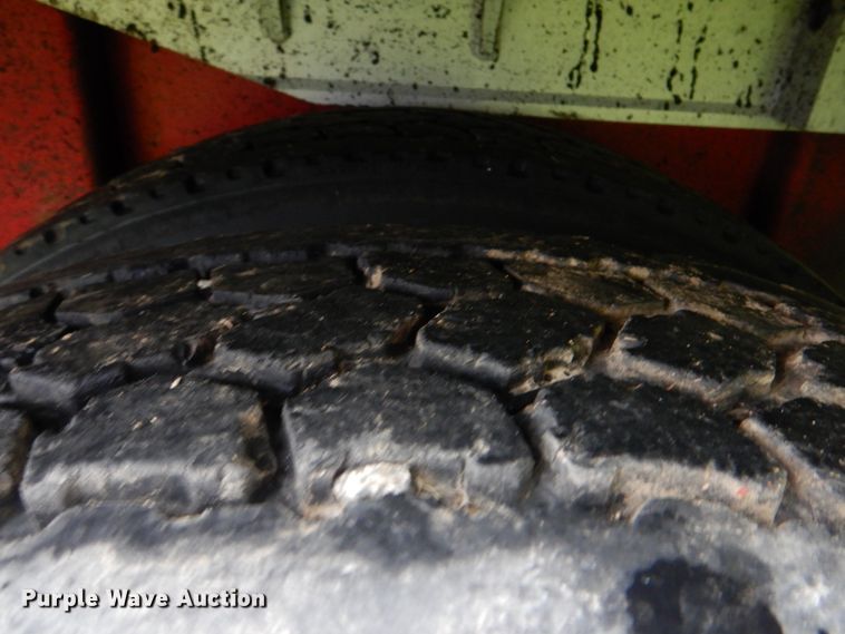 image for item DM3801 1996 Mate Inc.  end dump trailer