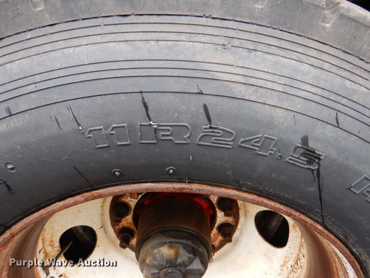 image for item DM3801 1996 Mate Inc.  end dump trailer