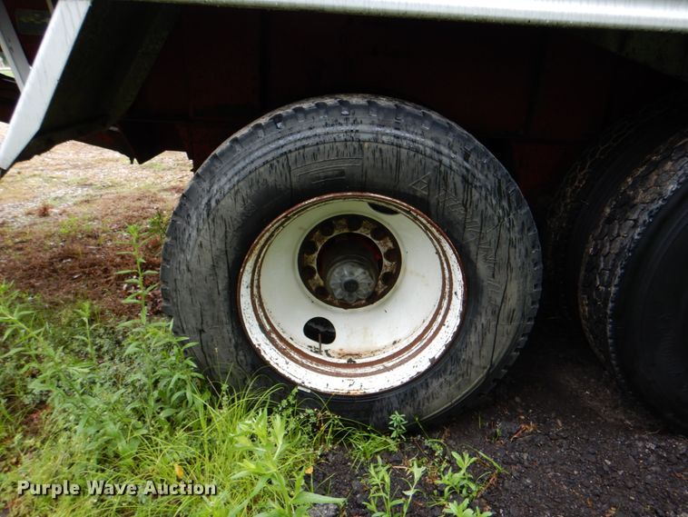 image for item DM3801 1996 Mate Inc.  end dump trailer