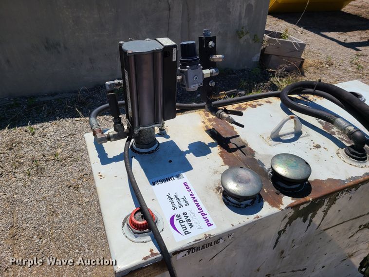 image for item DN5524 Lube tank