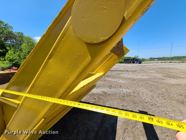 image for item DN5525 Rock box