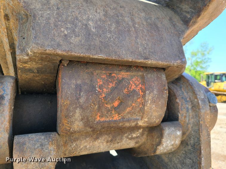 image for item DN5526 2014 Komatsu PC360LC-10  excavator