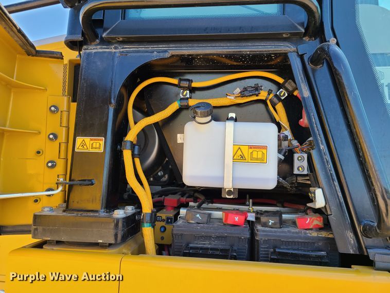 image for item DN5527 2018 Caterpillar 963K  track loader