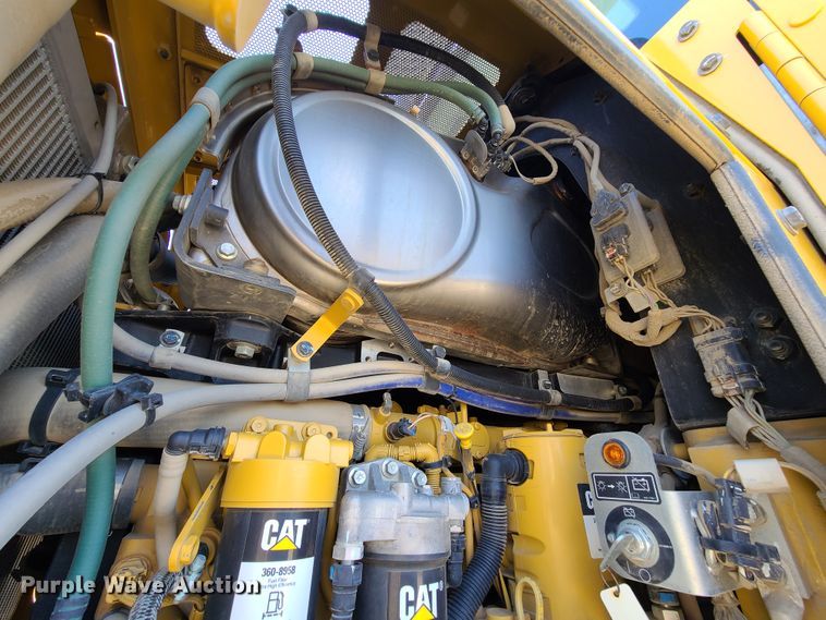 image for item DN5527 2018 Caterpillar 963K  track loader