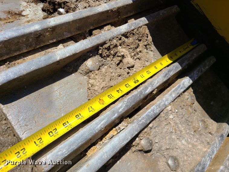 image for item DN5527 2018 Caterpillar 963K  track loader