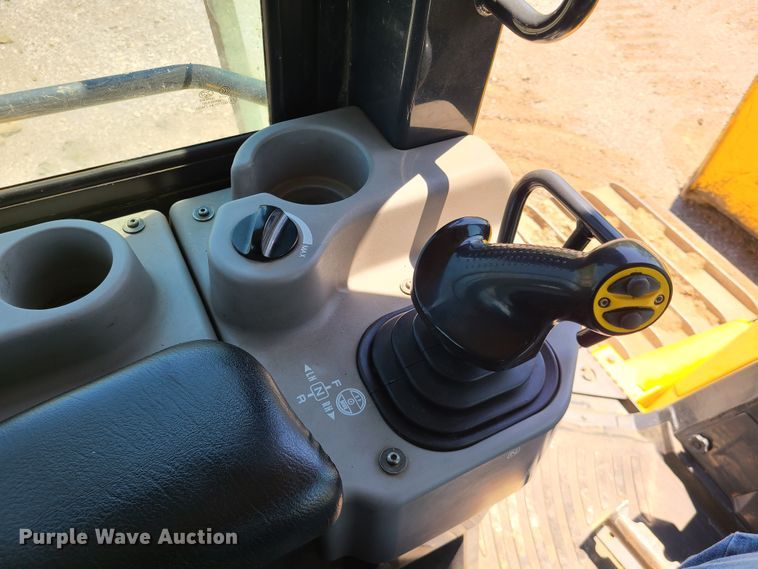 image for item DN5528 2013 Komatsu D61PX-23  dozer