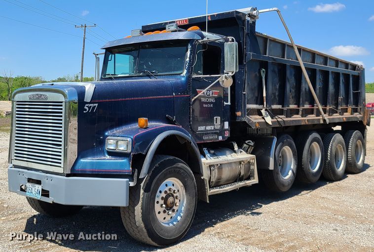 image for item DN5529 1994 Freightliner FLD120  dump truck
