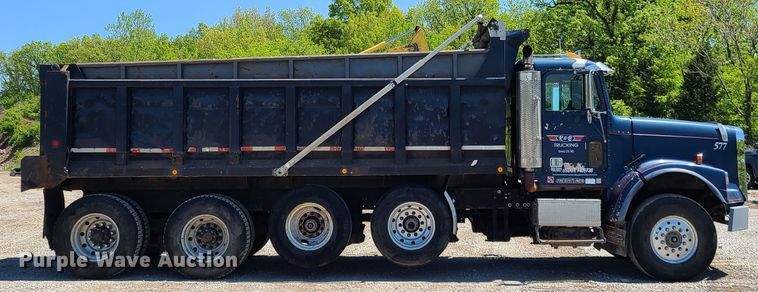 image for item DN5529 1994 Freightliner FLD120  dump truck