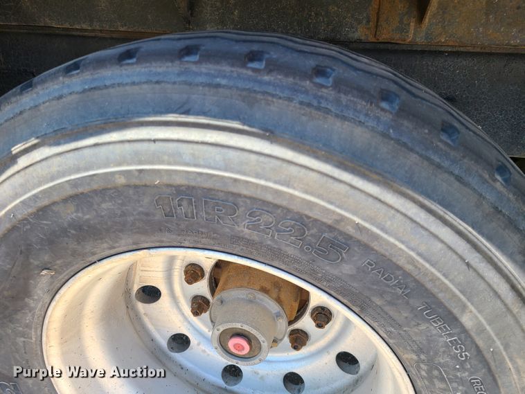 image for item DN5529 1994 Freightliner FLD120  dump truck