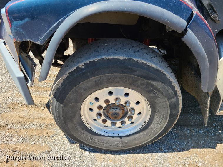 image for item DN5529 1994 Freightliner FLD120  dump truck